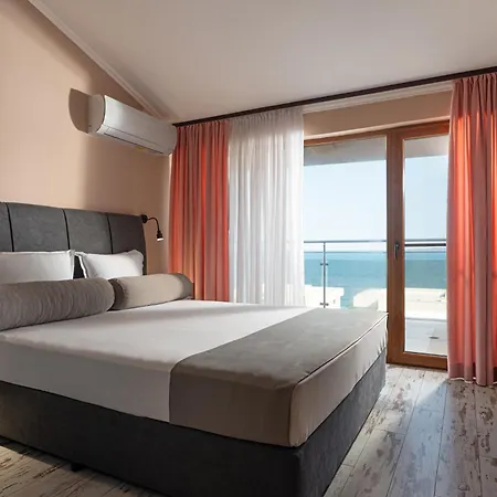 Hotell семеен Golden Place